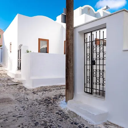 Authentic Santorinian Experience