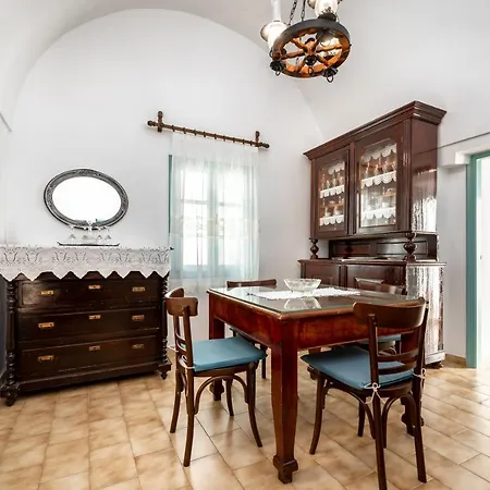 Authentic Santorinian Experience *