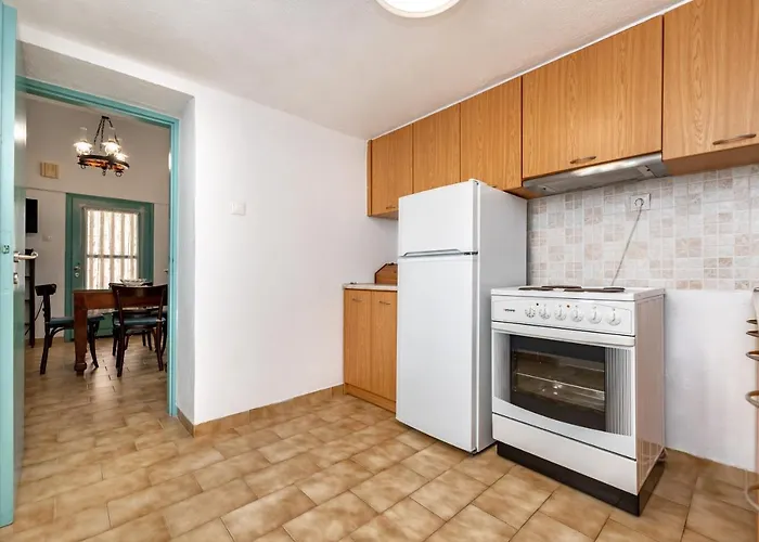 Authentic Santorinian Experience * 费拉