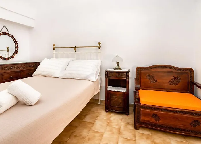 Authentic Santorinian Experience